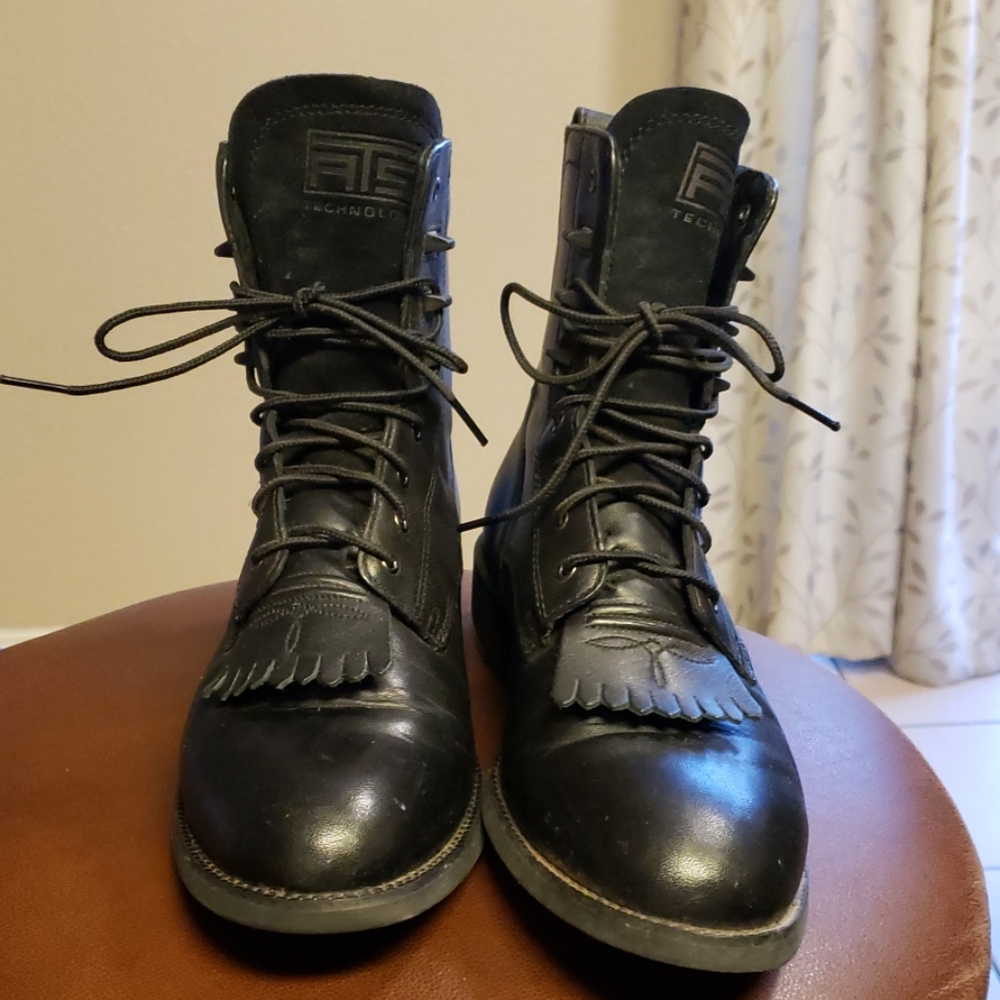 Ariat womens heritage II lacer boots